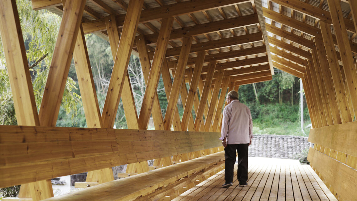 Fw Ji·the Covered Bridge On Aqueduct / Iara 10 Fw ji·the covered bridge on aqueduct / iara