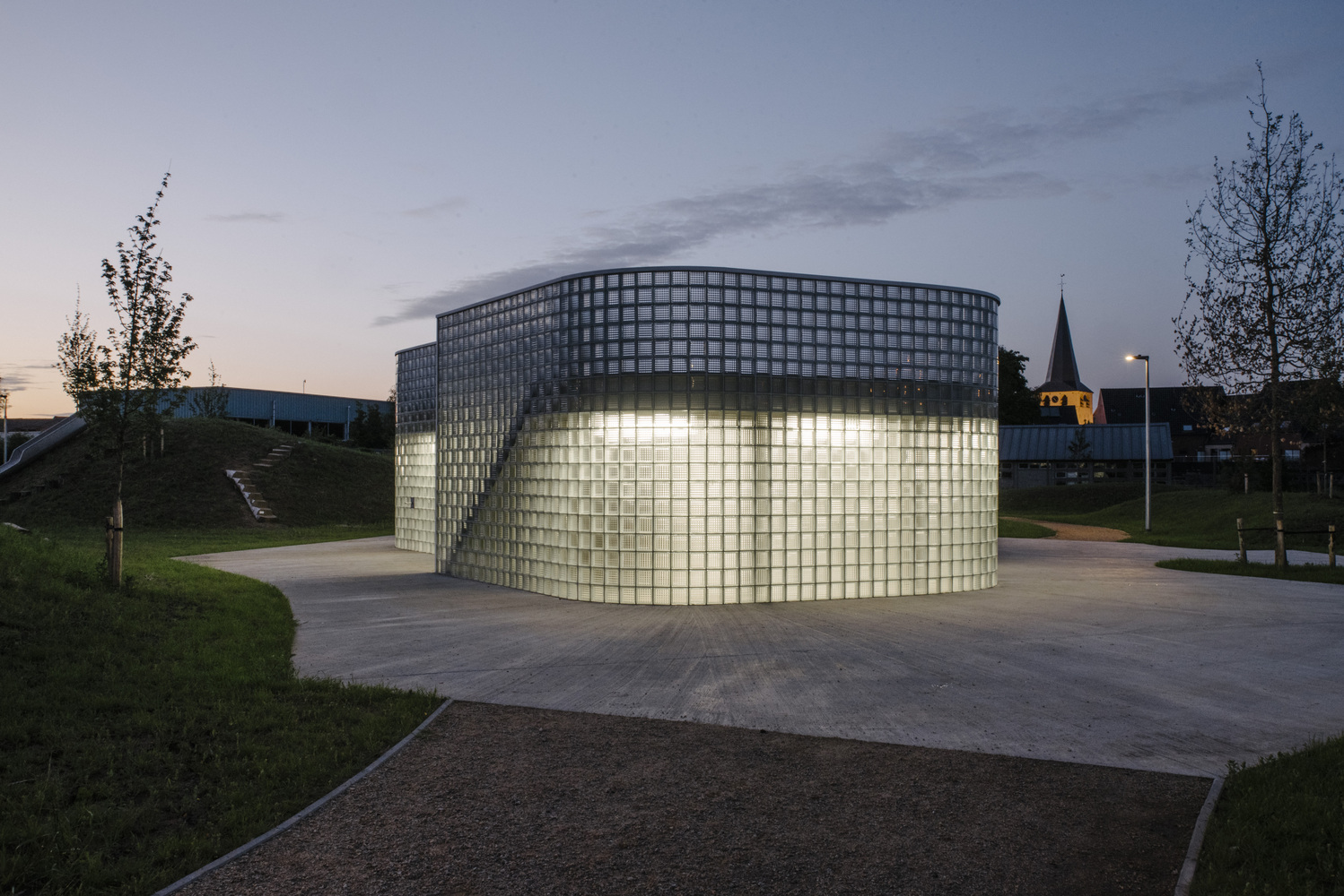 Helse-Heuvels-Yatta-Architectuur_9 Helse heuvels park / yatta architectuur