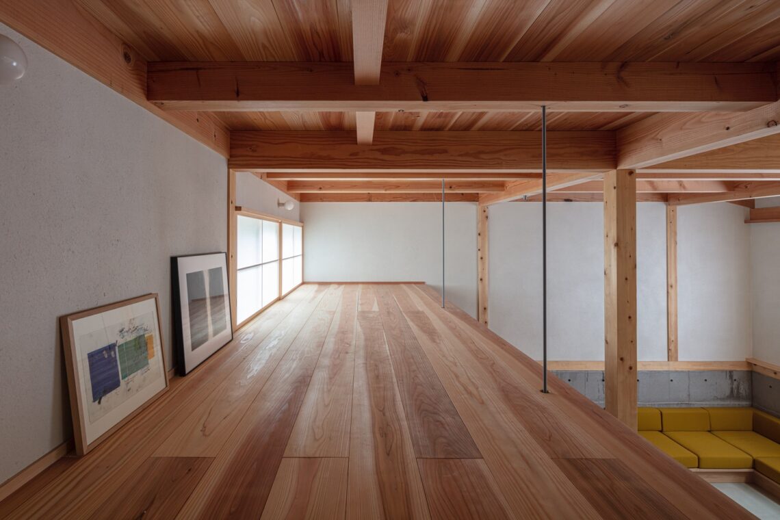 House in shirasagi / buttondesign