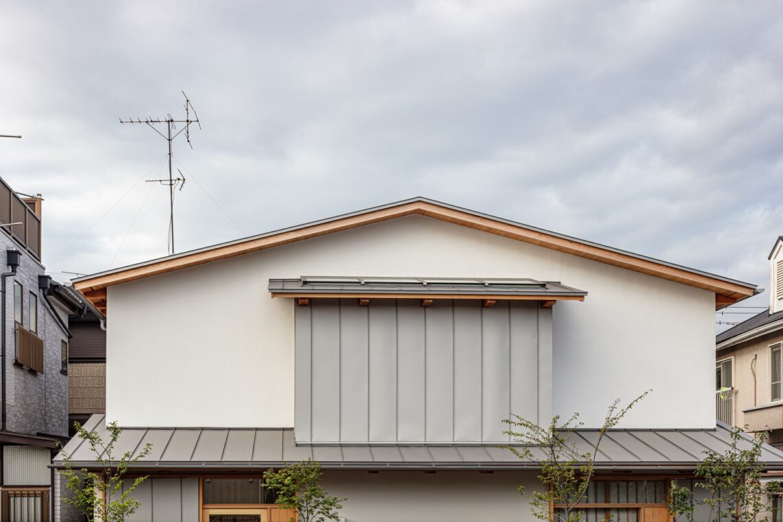 House in shirasagi / buttondesign