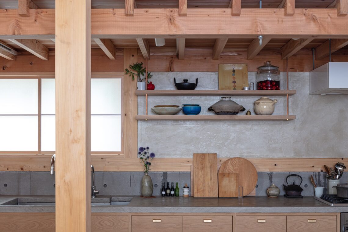 House in shirasagi / buttondesign