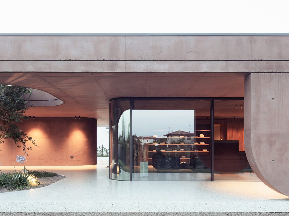 House With A Large Porch / Mide Architetti 27 House with a large porch / mide architetti