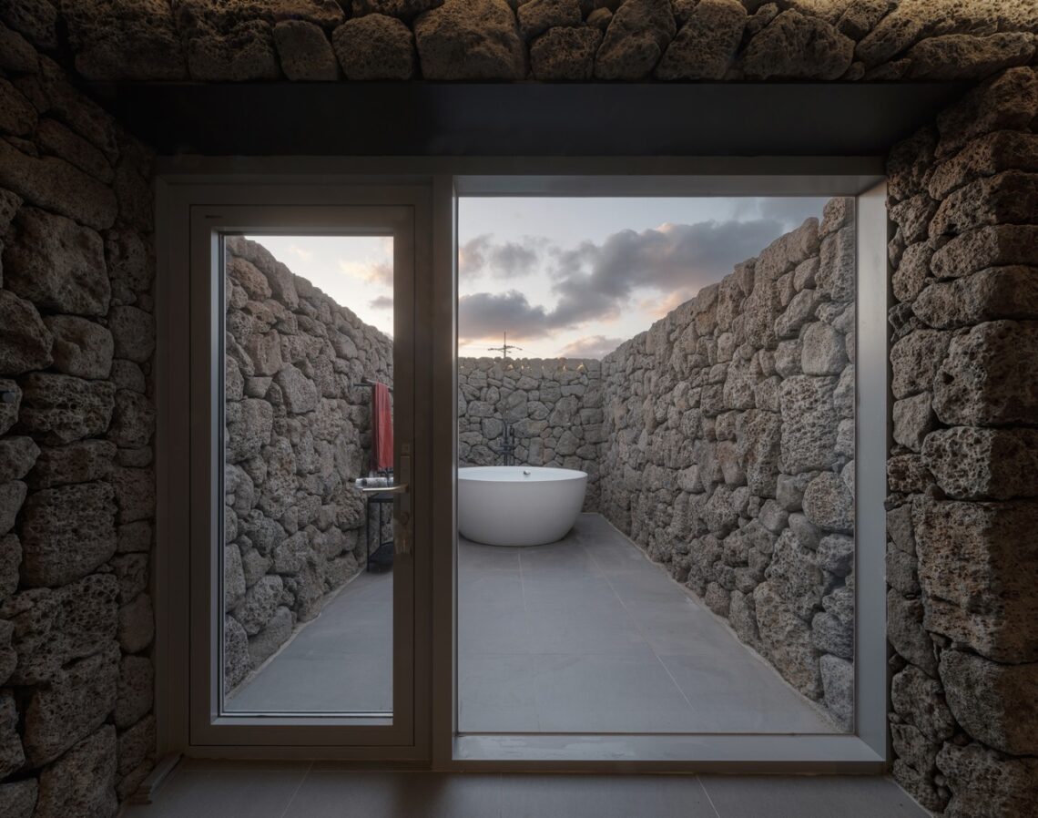 Jeju Wollyeong Cave Villa / Jya-Rchitects 13 Jeju wollyeong cave villa / jya-rchitects