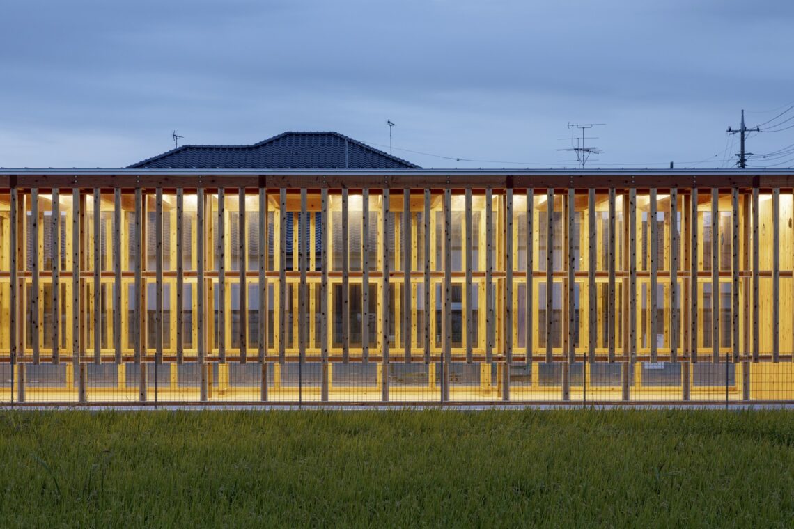 Mori-toyo udon restaurant / atelier n