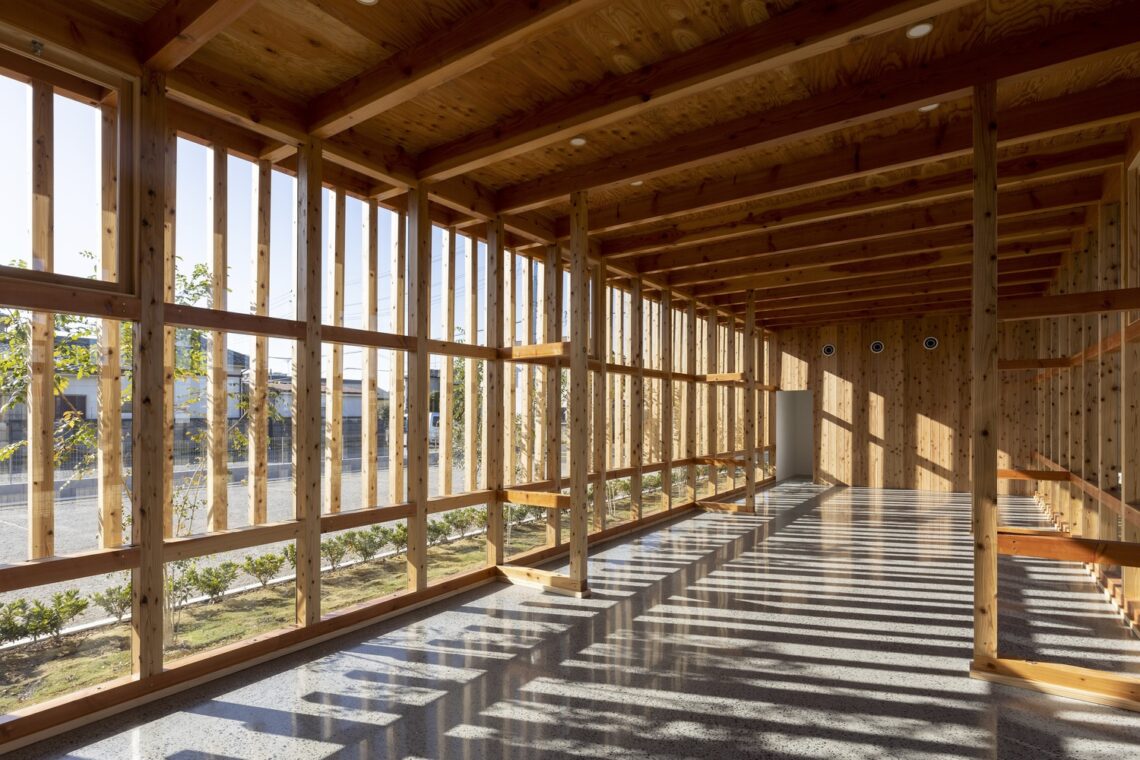 Mori-toyo udon restaurant / atelier n