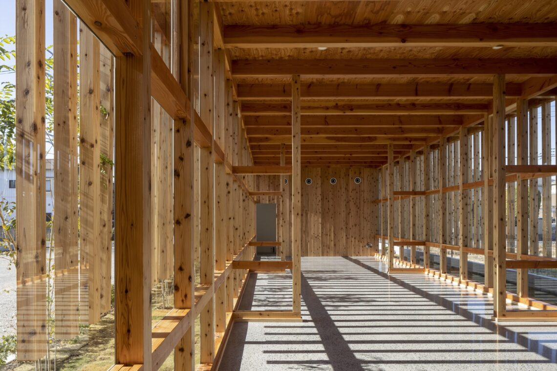 Mori-toyo udon restaurant / atelier n