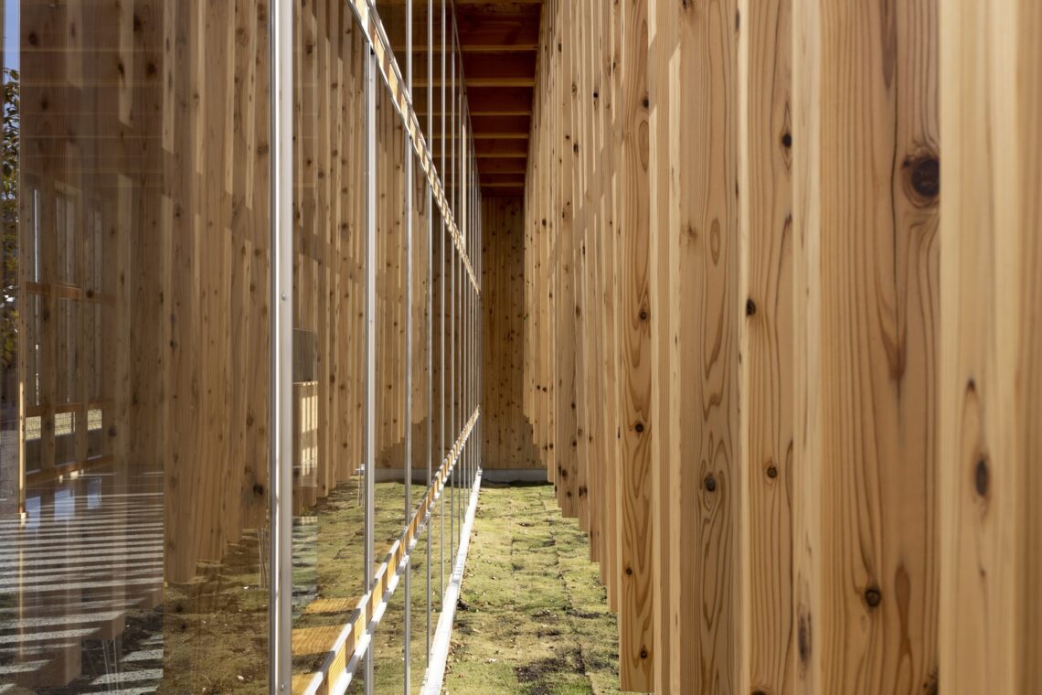 Mori-toyo udon restaurant / atelier n