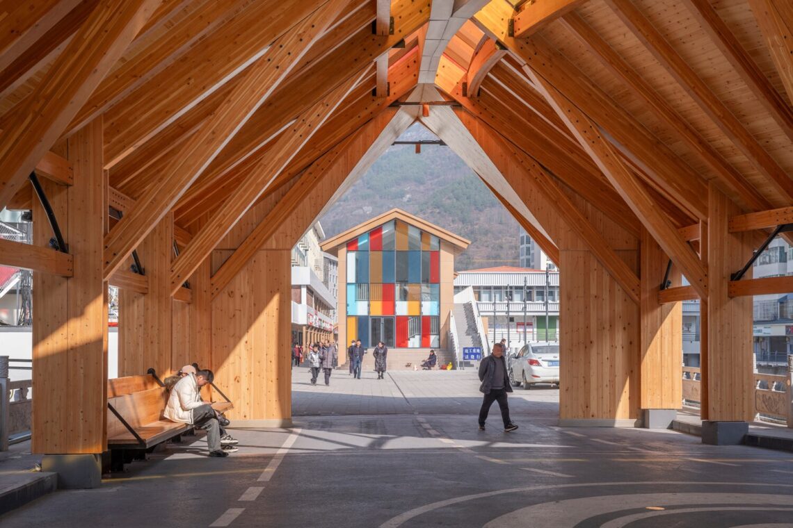 New herringbone bridge in kang county / 3andwich design / he wei studio