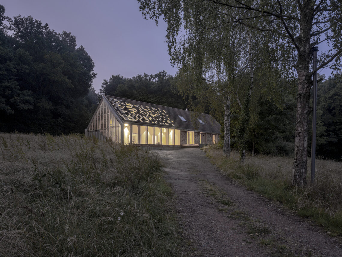Once Upon A Time In The Perche House / Java Architecture 44 Once upon a time in the perche house / java architecture