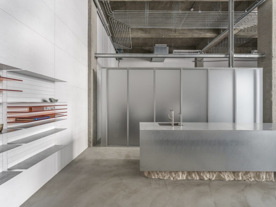 Oskay Store / True Thing Design Studio 10 Oskay store / true thing design studio