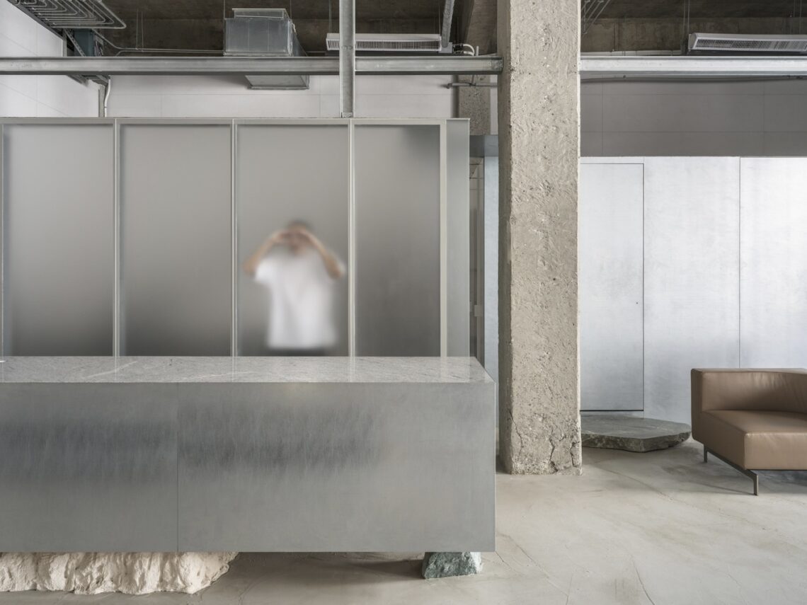 Oskay Store / True Thing Design Studio 13 Oskay store / true thing design studio
