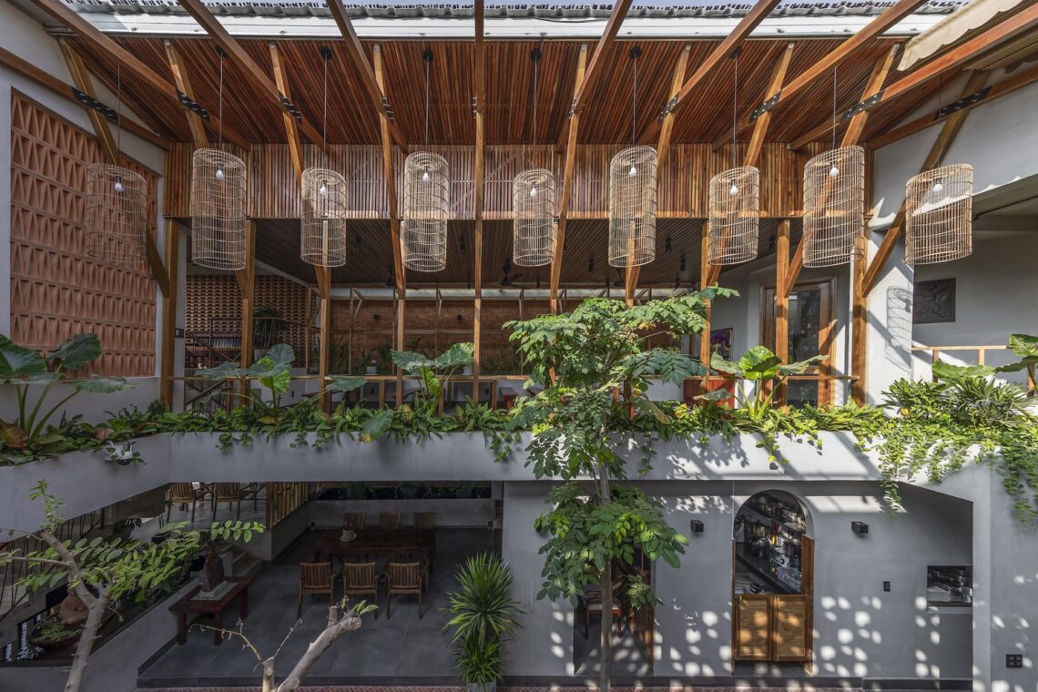 Pardis restaurant and cafe / country house. Architecture