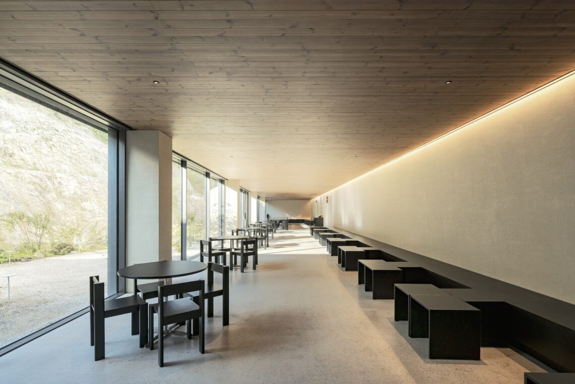Suksan Café / Mtt 27 Suksan café / mtt