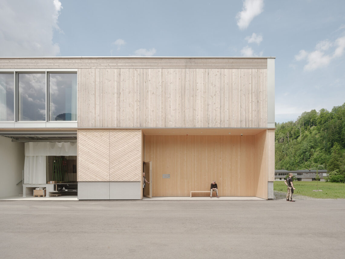 The Rüscher Joinery / Simon Moosbrugger Architekt 2 The rüscher joinery / simon moosbrugger architekt