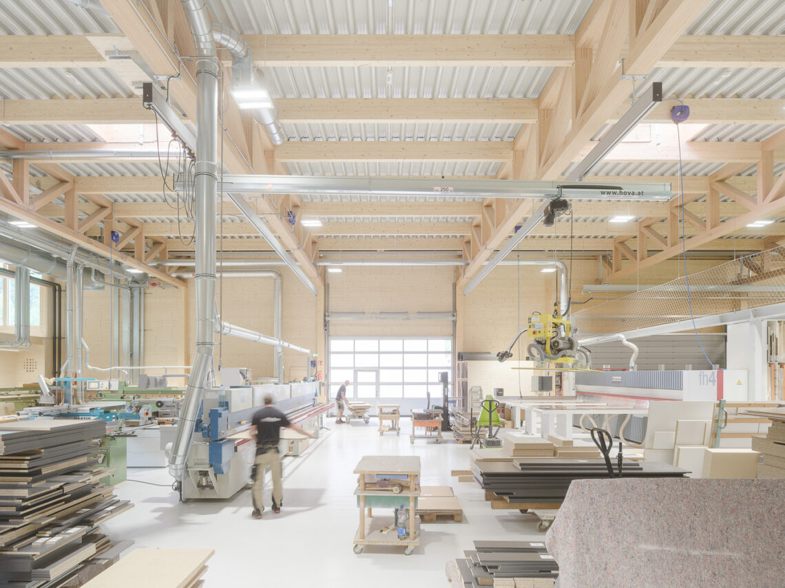 The Rüscher Joinery / Simon Moosbrugger Architekt 3 The rüscher joinery / simon moosbrugger architekt