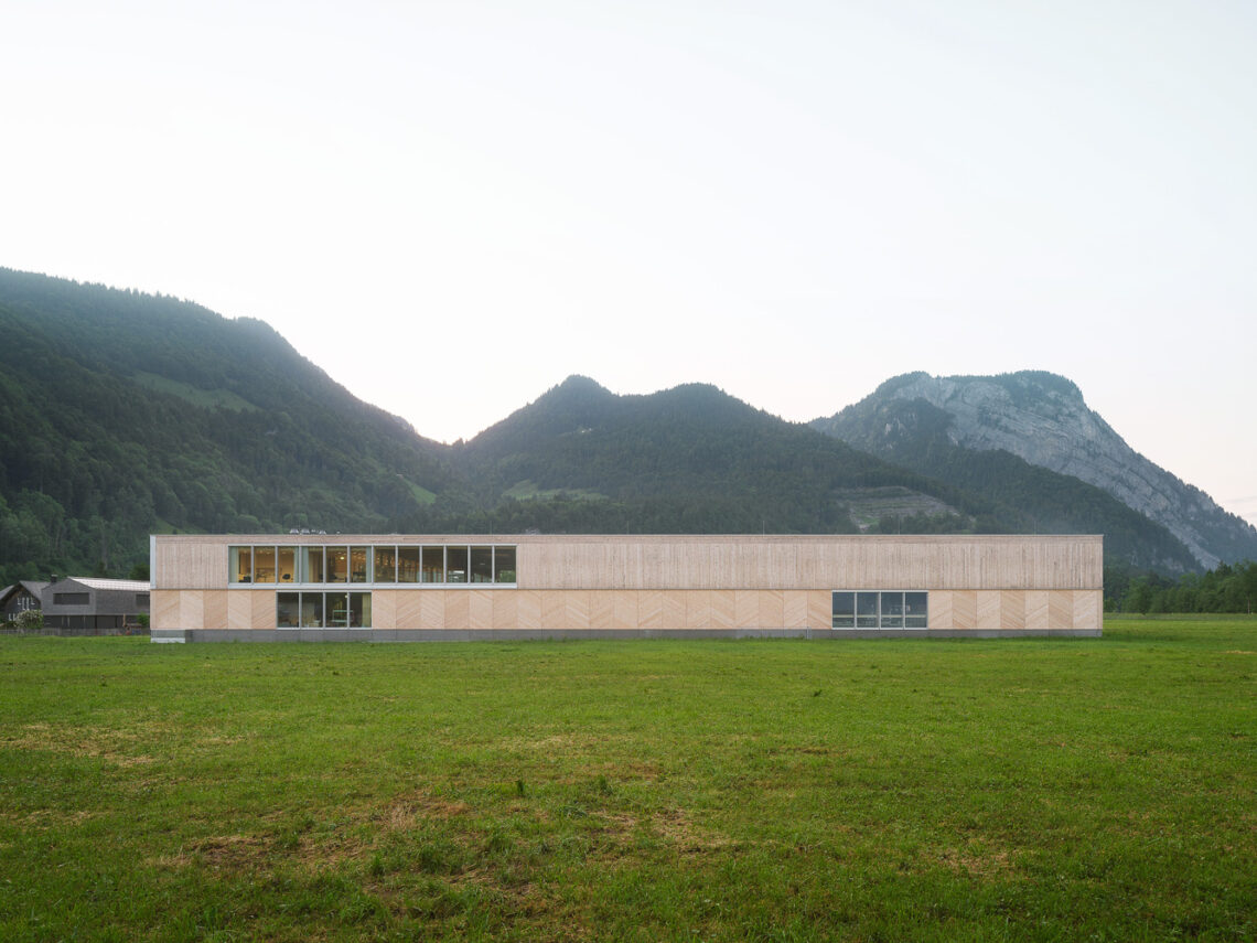 The Rüscher Joinery / Simon Moosbrugger Architekt 1 The rüscher joinery / simon moosbrugger architekt