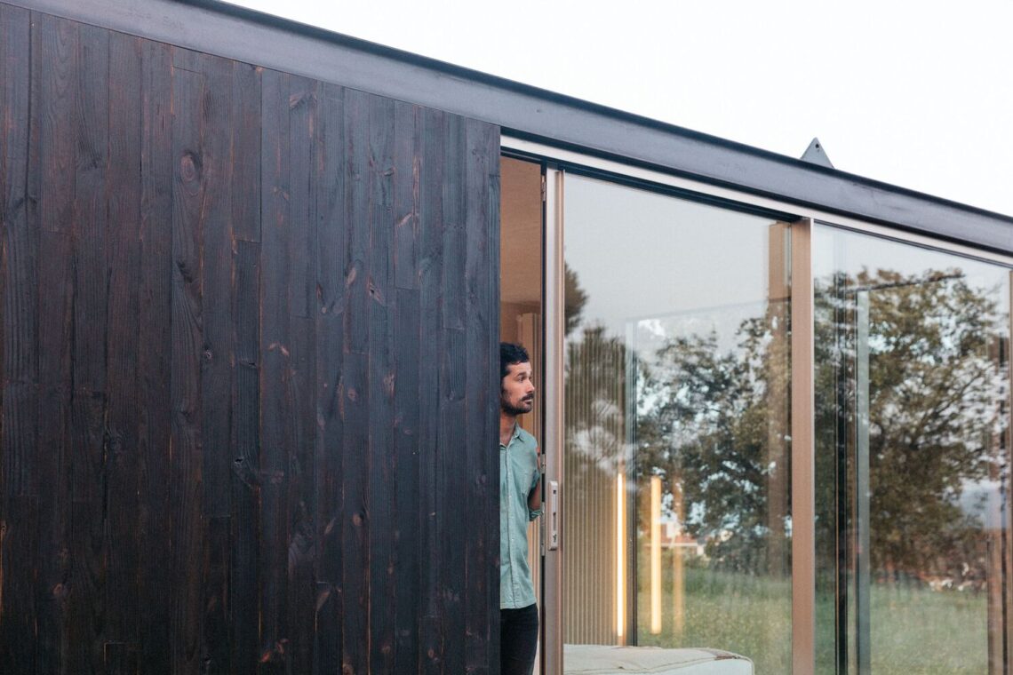Tini S Cabin / Tini 3 Tini s cabin / tini