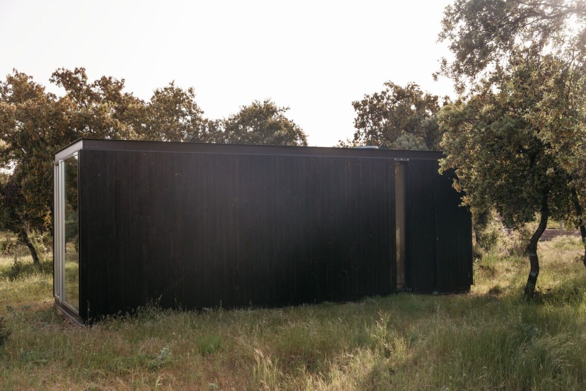 Tini S Cabin / Tini 8 Tini s cabin / tini