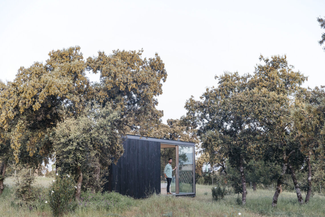 Tini S Cabin / Tini 5 Tini s cabin / tini