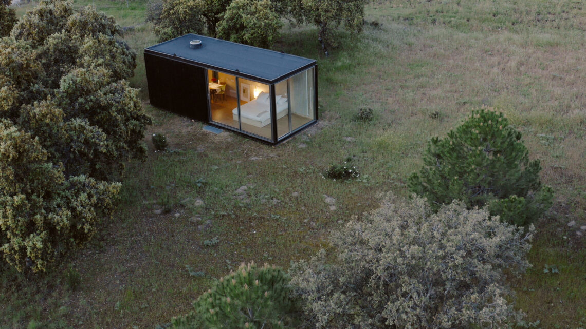 Tini S Cabin / Tini 12 Tini s cabin / tini