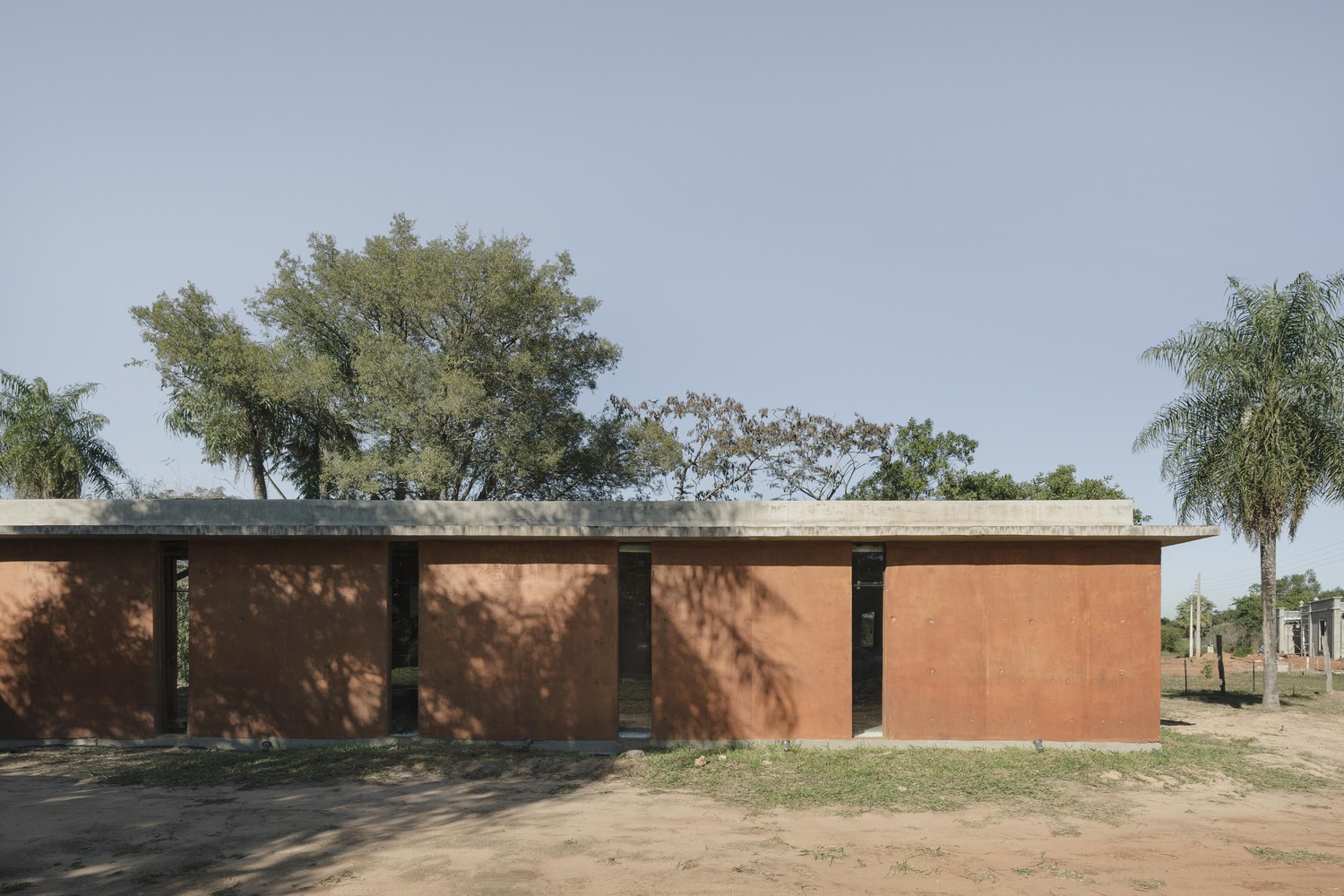 01-Luce-Y-Pablo-Minimo-Comun-C-Federico-Cairoli-Low Vivienda luce y pablo / mínimo común arquitectura