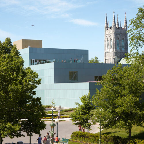 Pierre lassonde pavilion / oma