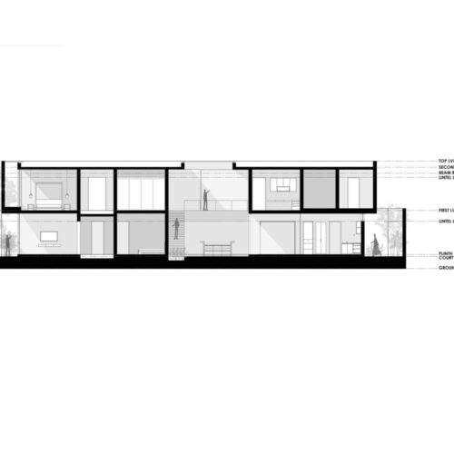 House of concrete walls / traanspace