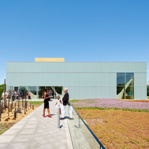Pierre lassonde pavilion / oma
