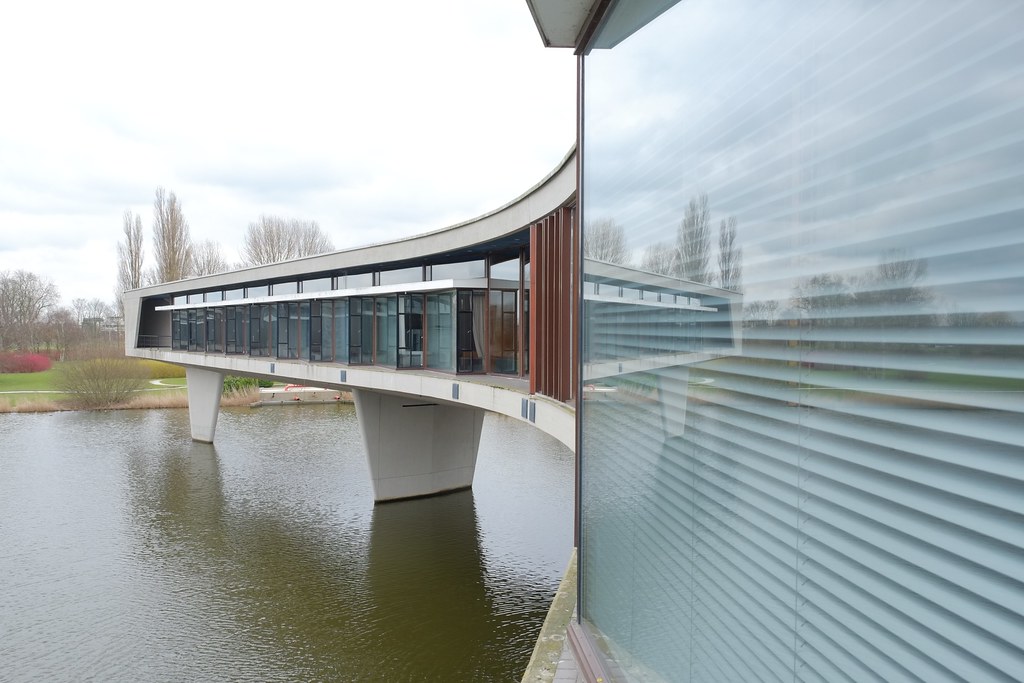 Johnson Wax Office Building And Factory / Huig Maaskant | Classics On Architecture Lab 12 16601818219 f578995dbe b