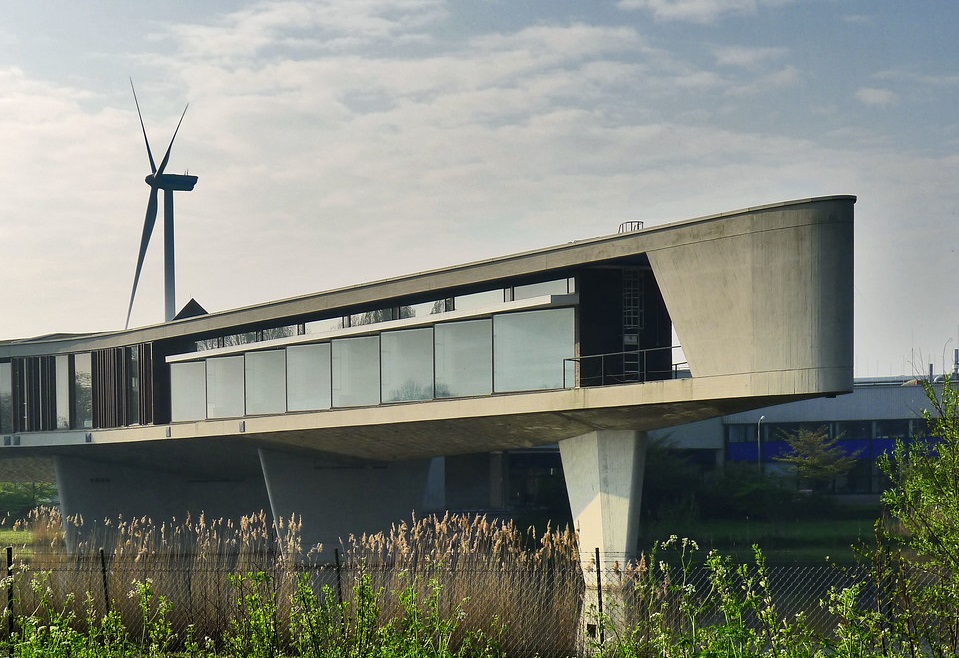 Johnson Wax Office Building And Factory / Huig Maaskant | Classics On Architecture Lab 11 5713242379 5c16aeabf4 b 1