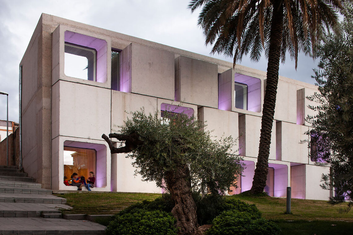 Biblioteca Antonio Gala / Francisco López + Gudula Rudolf 2 Biblioteca antonio gala / francisco lópez + gudula rudolf