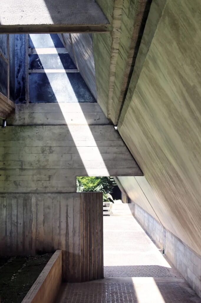 Brion Tomb / Carlo Scarpa | Classics On Architecture Lab 84 Brion tomb: carlo scarpa's architectural narrative