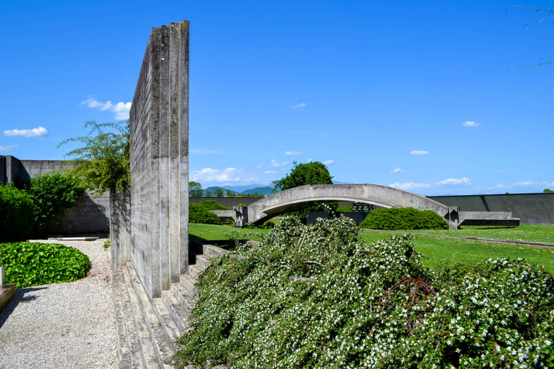 Brion Tomb / Carlo Scarpa | Classics On Architecture Lab 43 Brion tomb: carlo scarpa's architectural narrative