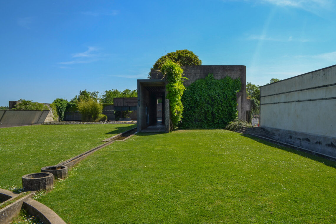 Brion Tomb / Carlo Scarpa | Classics On Architecture Lab 65 Brion tomb: carlo scarpa's architectural narrative