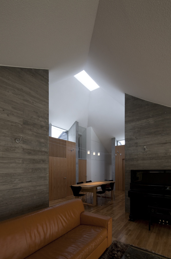 Broken Pitched Roof House / Nks2 Architects 6 Broken pitched roof house / nks2 architects