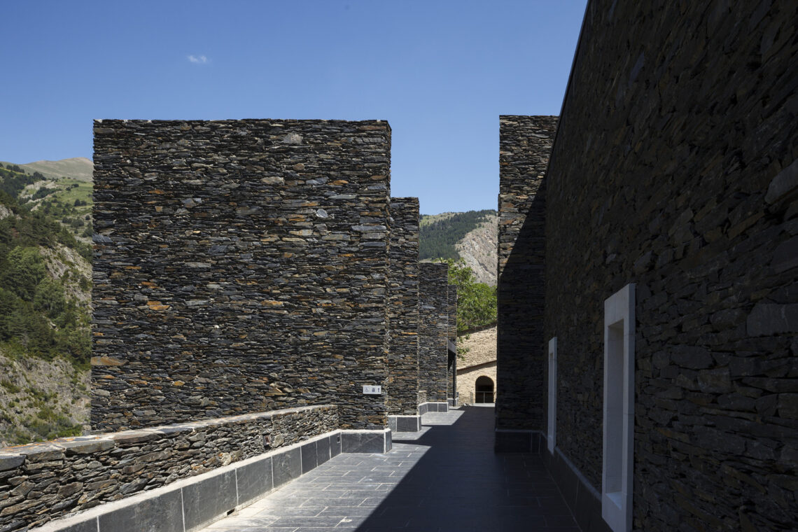 Maritxell sanctuary / ricardo bofill