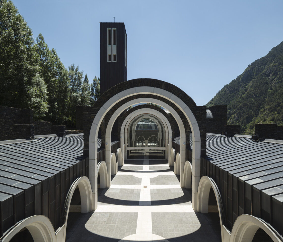 Maritxell sanctuary / ricardo bofill