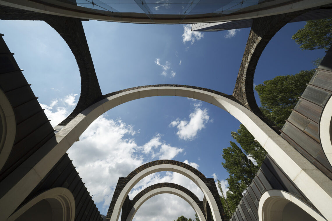 Maritxell sanctuary / ricardo bofill