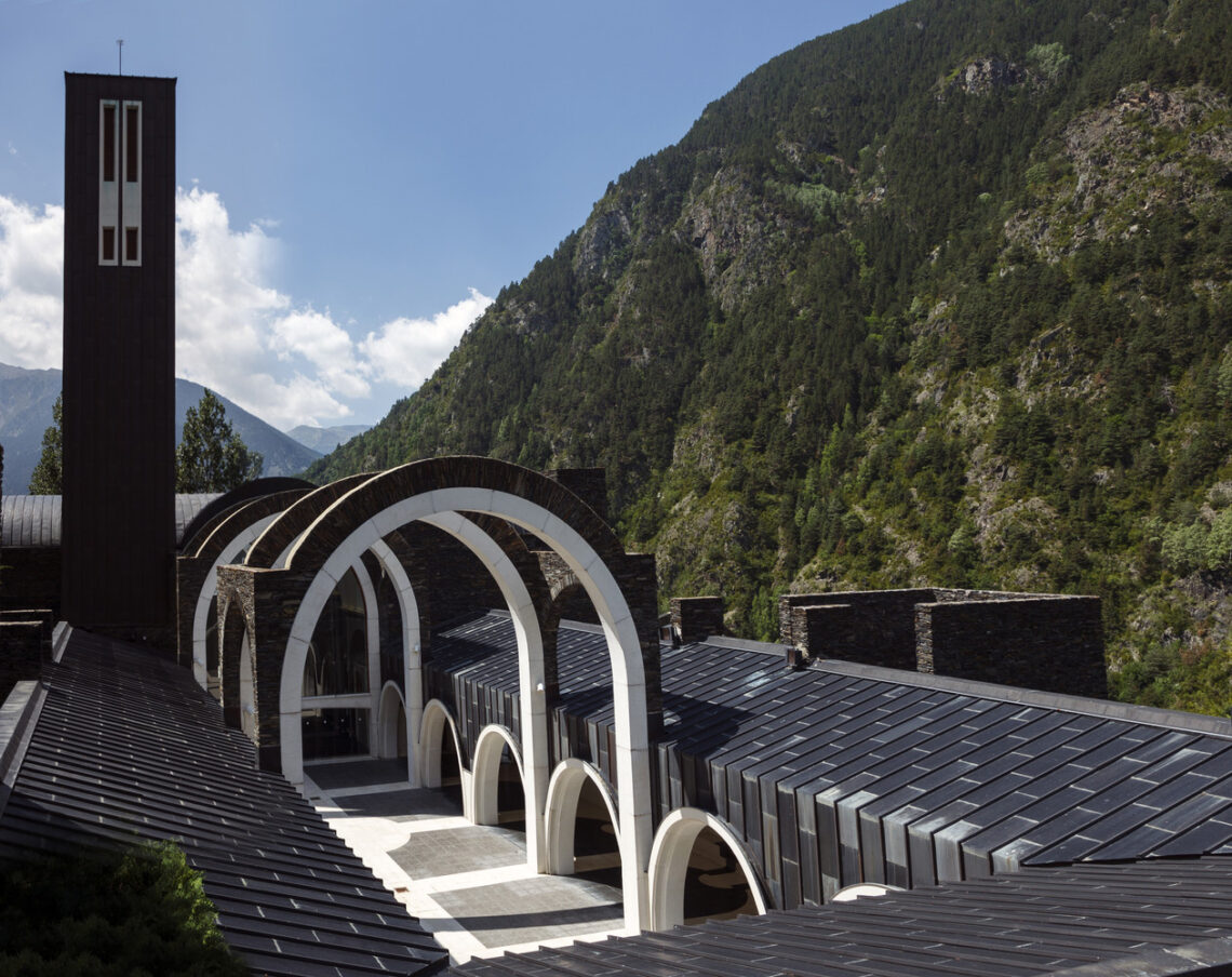 Maritxell sanctuary / ricardo bofill
