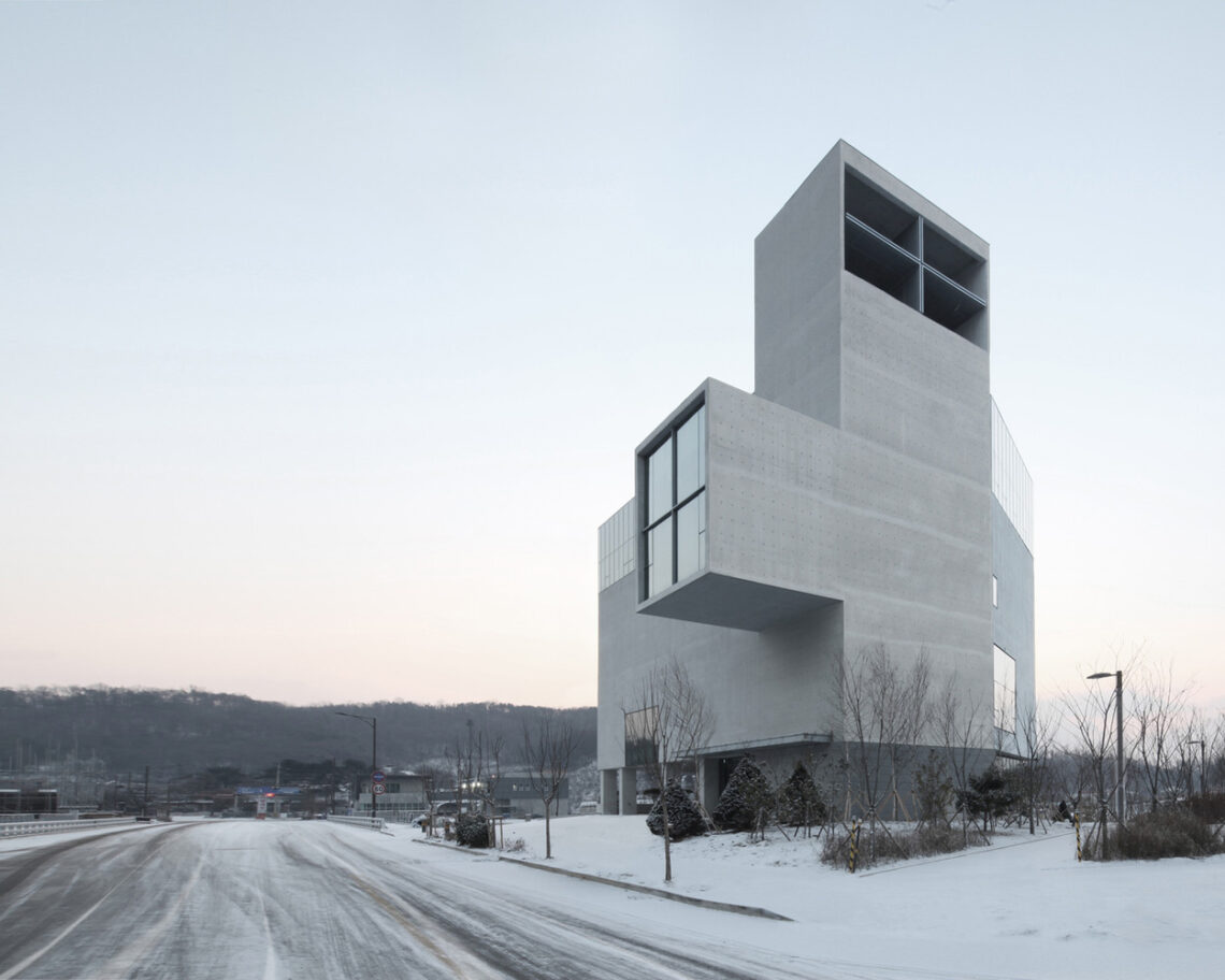 Rw Concrete Church / Nameless Architecture 8 Rw concrete church / nameless architecture