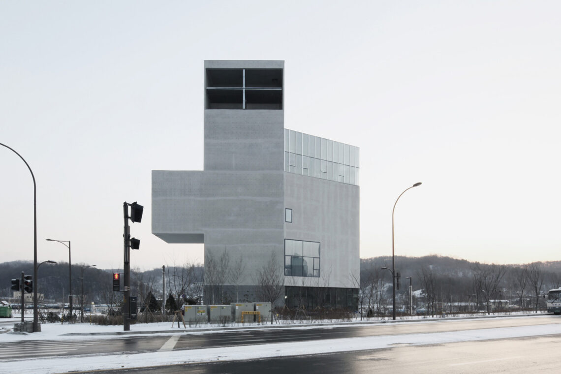 Rw Concrete Church / Nameless Architecture 7 Rw concrete church / nameless architecture