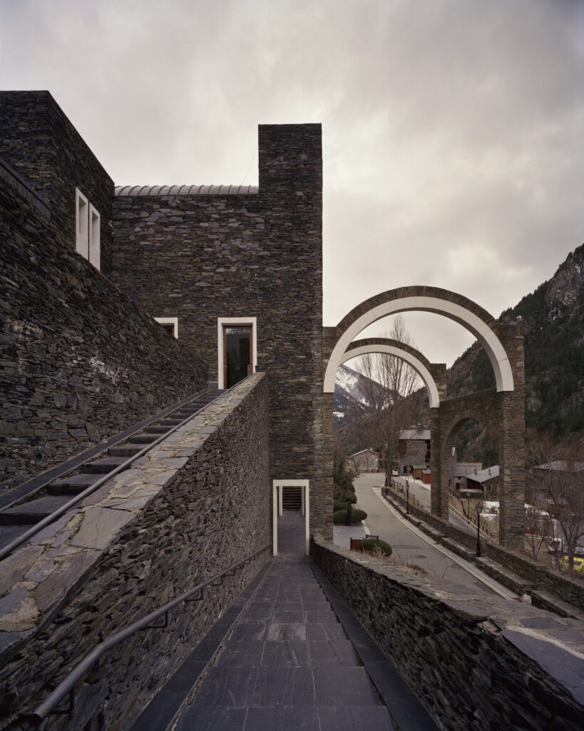 Maritxell sanctuary / ricardo bofill