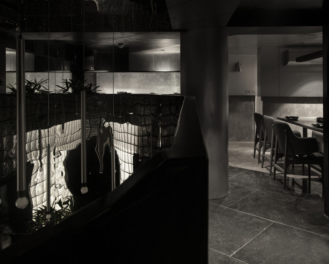 The black concrete restaurant and bar / renesa architecture design interiors studio