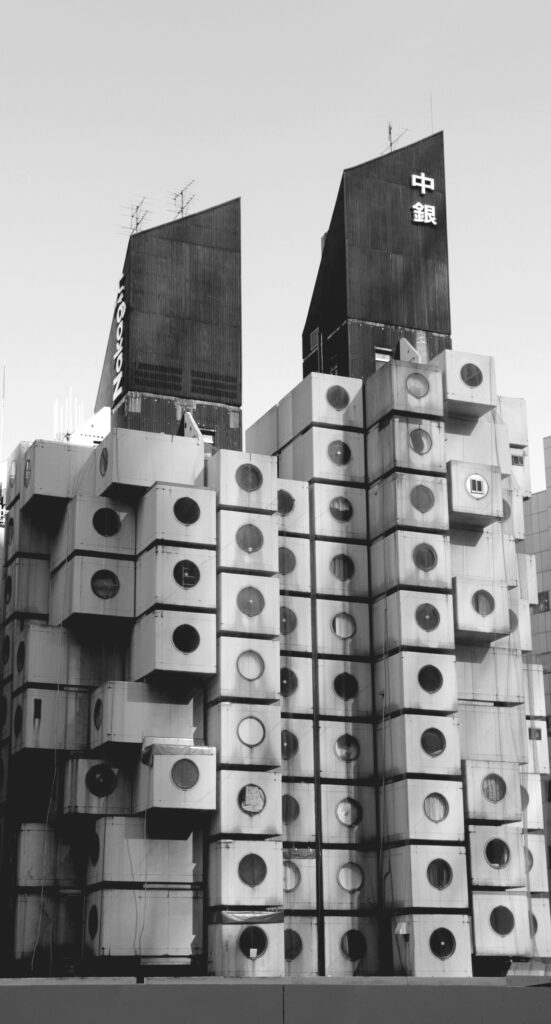 The nakagin capsule tower, ginza, tokyo, japan - kisho kurokawa - © arthur mazi