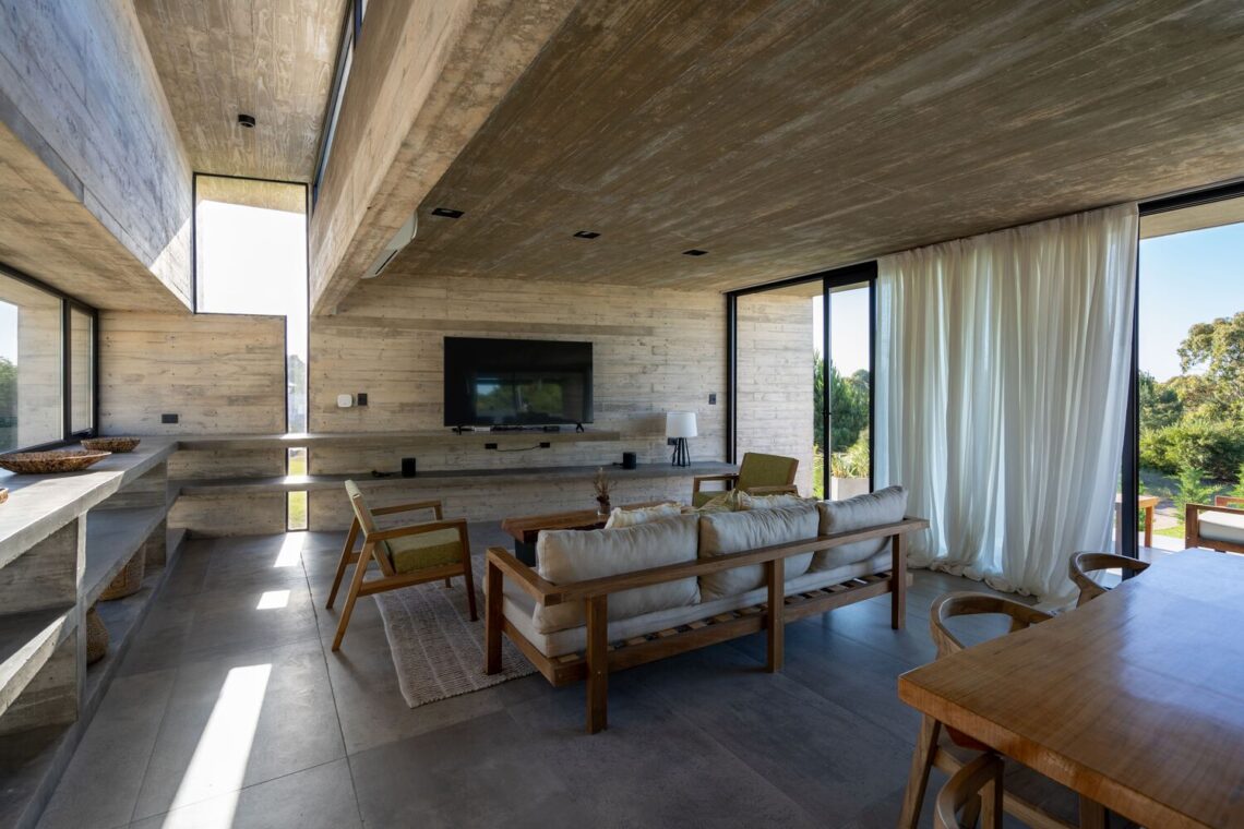 La marina house / besonias almeida arquitectos