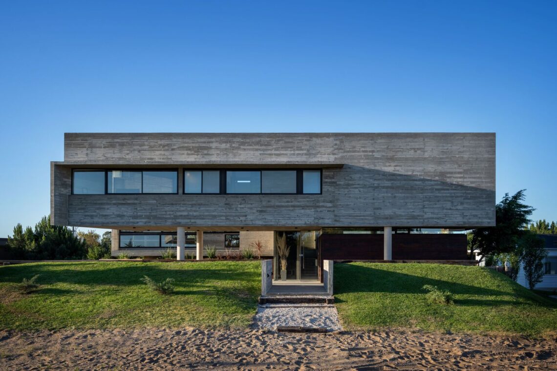 La marina house / besonias almeida arquitectos