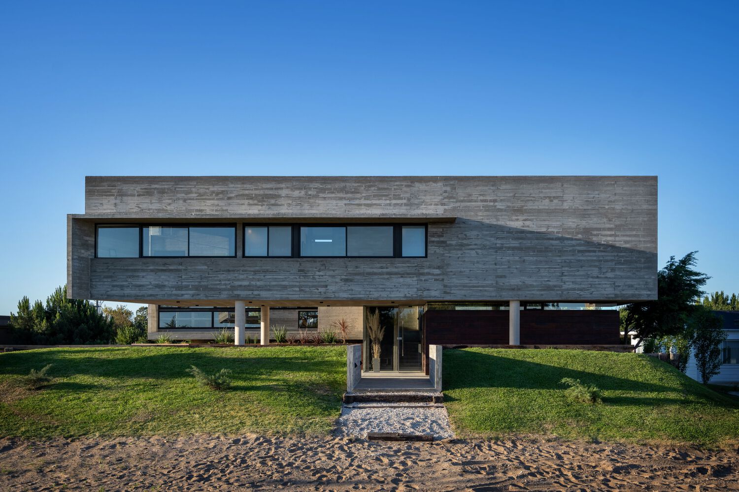 La marina house / besonias almeida arquitectos