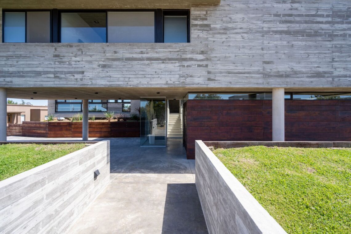 La marina house / besonias almeida arquitectos
