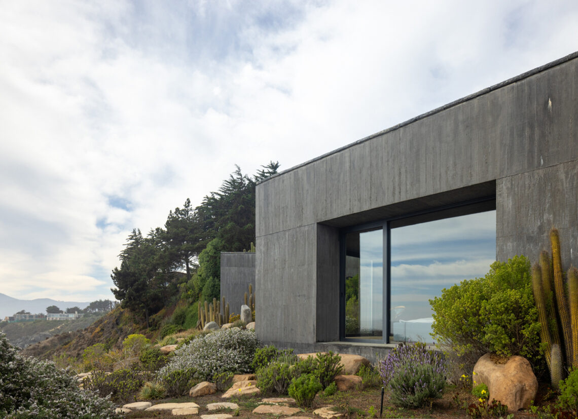 “s” house / gubbins polidura arquitectos + masarquitectos