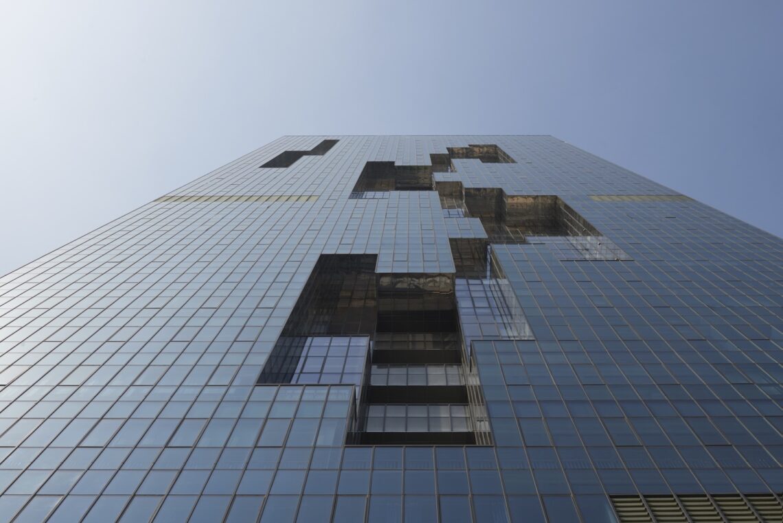 Crystal Office Building / Sako Architects 6 Crystal office building / sako architects